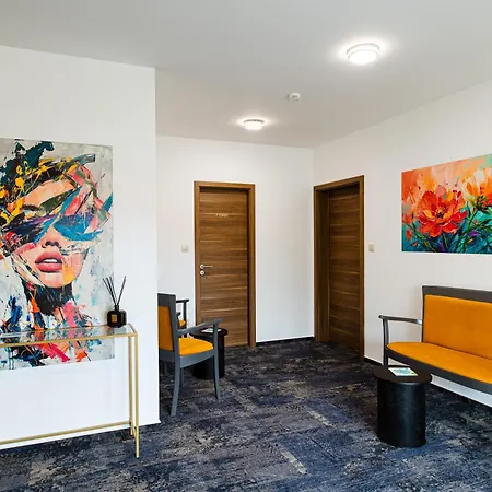 Kqc Boutique Apartahotel